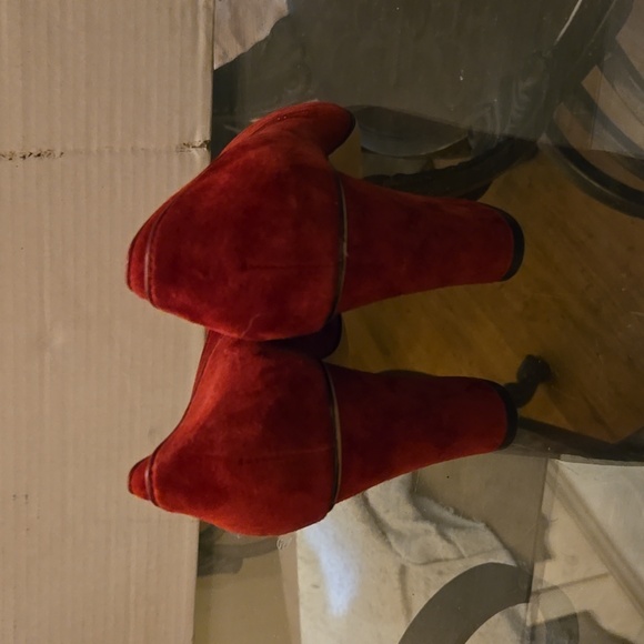 Suzette Donald Pliner Red Suede High Heels Used Size 6M - Picture 4 of 5